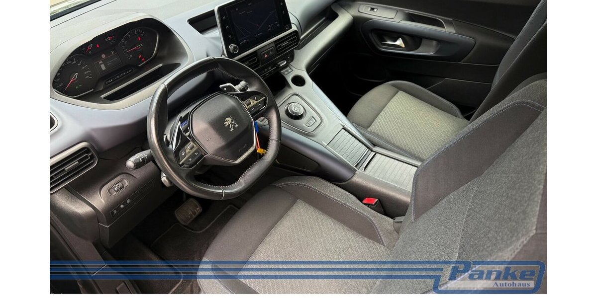 Peugeot Rifter Allure L1 EAT8 *Pano*TotW*PDC*Carpl*5Sitz 114.618 km 14.990 &euro; Berlin 13187