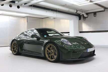 Porsche 992 1.990 km 224.900 &euro; Berlin 10625