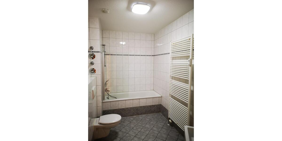 Dachgeschoßwohnung Leipzig Altwest - 2 Zimmer, 53 m&sup2;, 135.000&euro; | Angebot:26059028