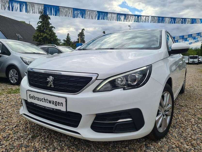 Peugeot 308 134.000 km 9.290 € Berlin 13127