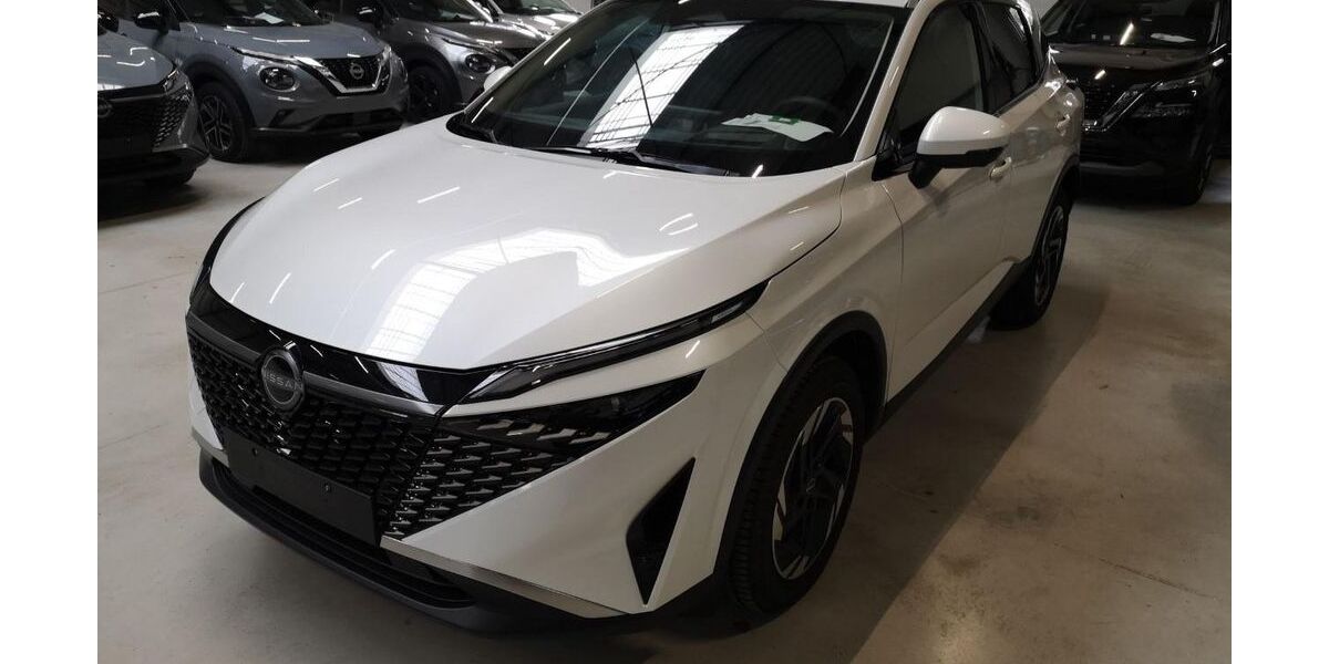 Nissan Qashqai 24.302 km 27.490 &euro; Magdeburg 39120