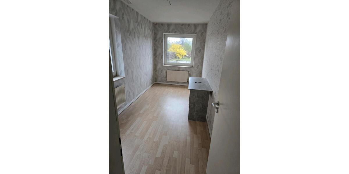 Mehrfamilienhaus, Wohnhaus Delmenhorst Bungerhof - 3 Zimmer, 72 m&sup2;, 190.000&euro; | Angebot:25929846