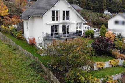 Haus zum Kaufen in Meschede 429.000 € 128 m² 3 zimmer