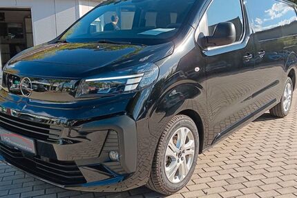 Opel Vivaro 2.925 km 28.990 &euro; Leipzig 04179