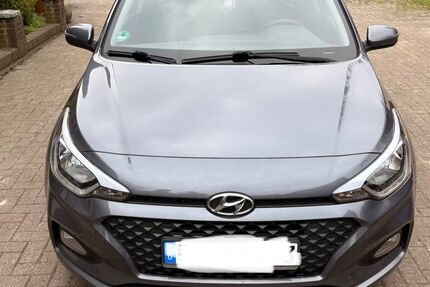 Hyundai i20 130.144 km 7.700 &euro; Berne 27804