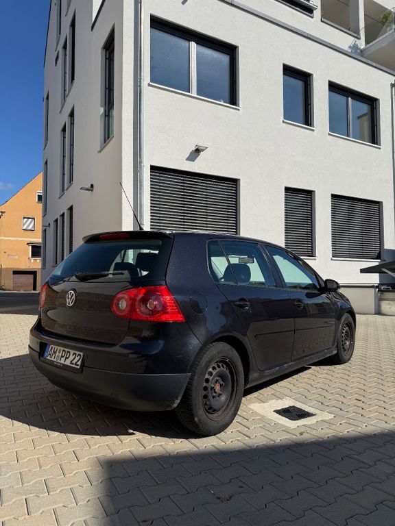 VW Golf 203.000 km 3.299 € Amberg 92224