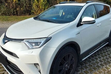 Toyota RAV 4 180.000 km 16.500 &euro; Wanfried 37281