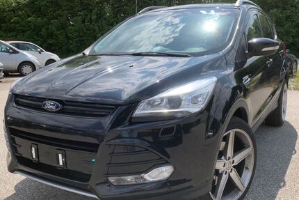 Ford Kuga 188.000 km 9.900 &euro; Stockelsdorf (Lübeck) 23617