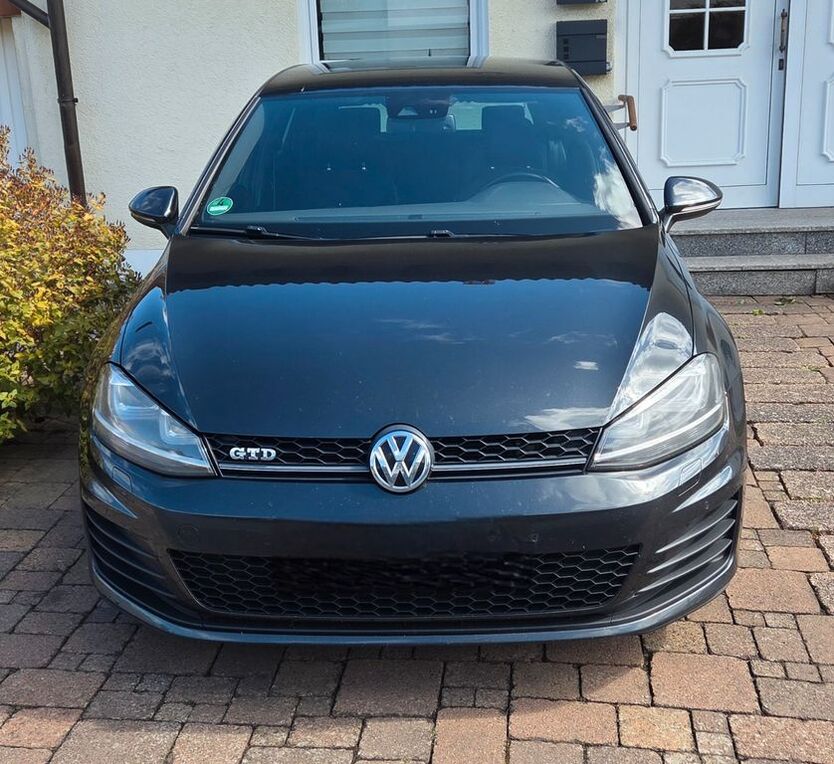 VW Golf 230.000 km 10.200 € Lind 53506