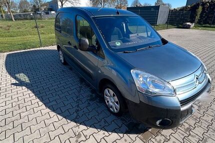 Citroen Berlingo 154.000 km 7.950 &euro; Essen 49632