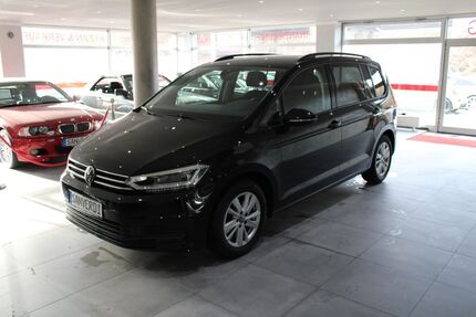 VW Touran 100.000 km 22.990 &euro; Puchheim-Bhf bei München 82178