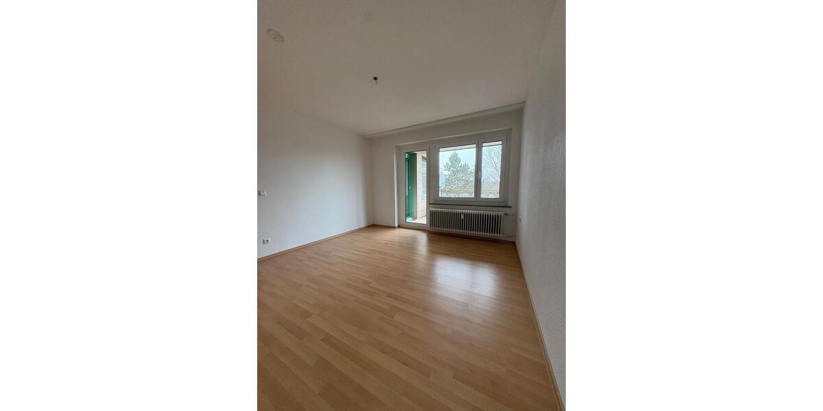 Einfamilienhaus Backnang - 3.5 Zimmer, 119 m&sup2;, 1.320&euro; | Angebot:25380390