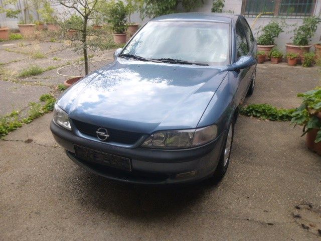Opel Vectra 98.500 km 2.990 &euro; Hassloch 67454