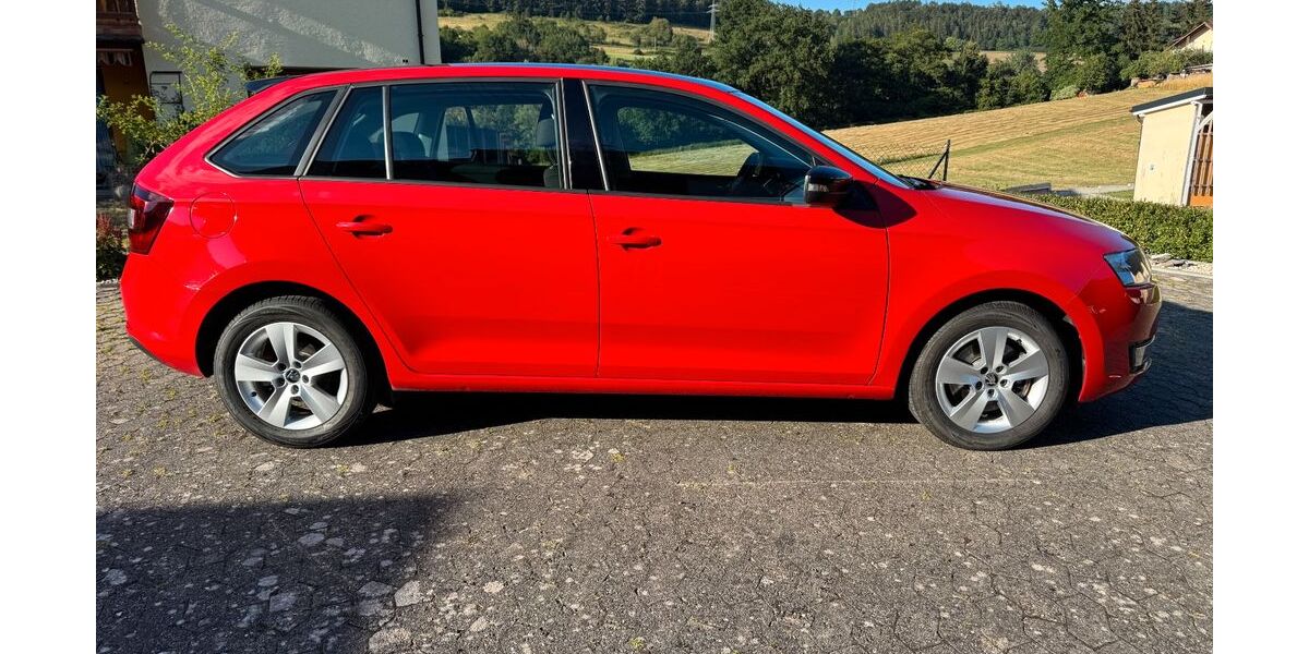 Skoda Rapid 136.933 km 8.300 &euro; Kronach 96317