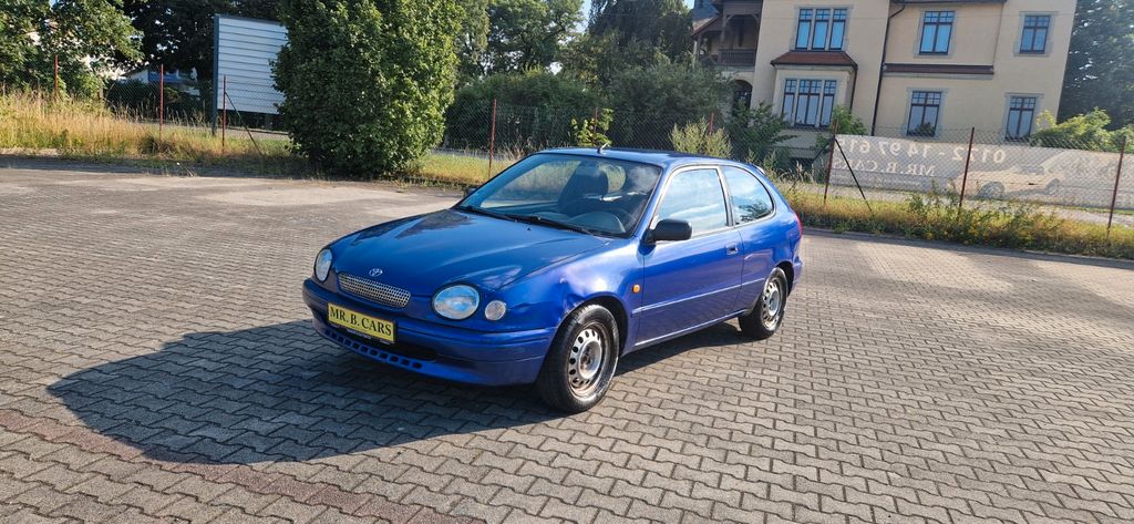 Toyota Corolla 208.000 km 1.450 &euro; Dresden 01257