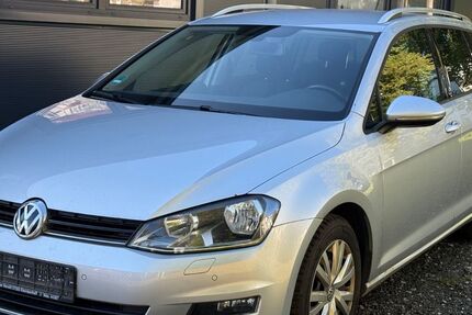 VW Golf 218.000 km 5.900 &euro; Witzenhausen 37213