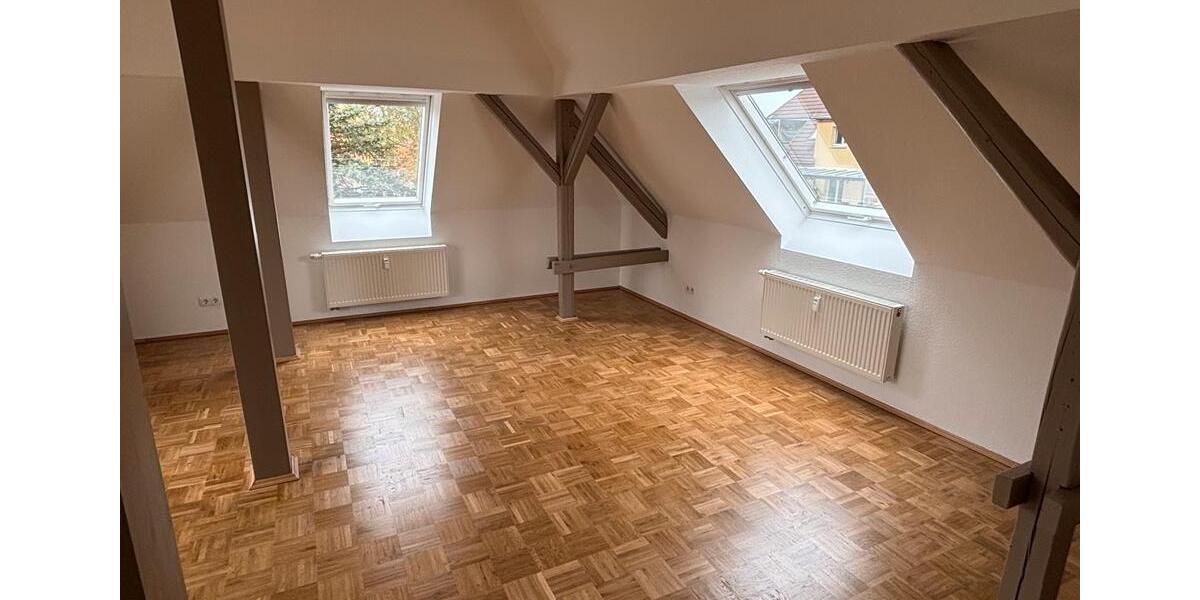 Dachgeschoßwohnung Brandis - 4 Zimmer, 108 m&sup2;, 863&euro; | Angebot:26211117