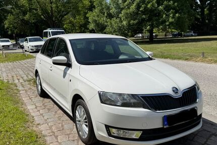 Skoda Rapid 191.600 km 4.600 &euro; Hamburg 22415