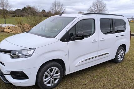 Toyota Proace City 64.900 km 27.900 &euro; Seubersdorf 92358