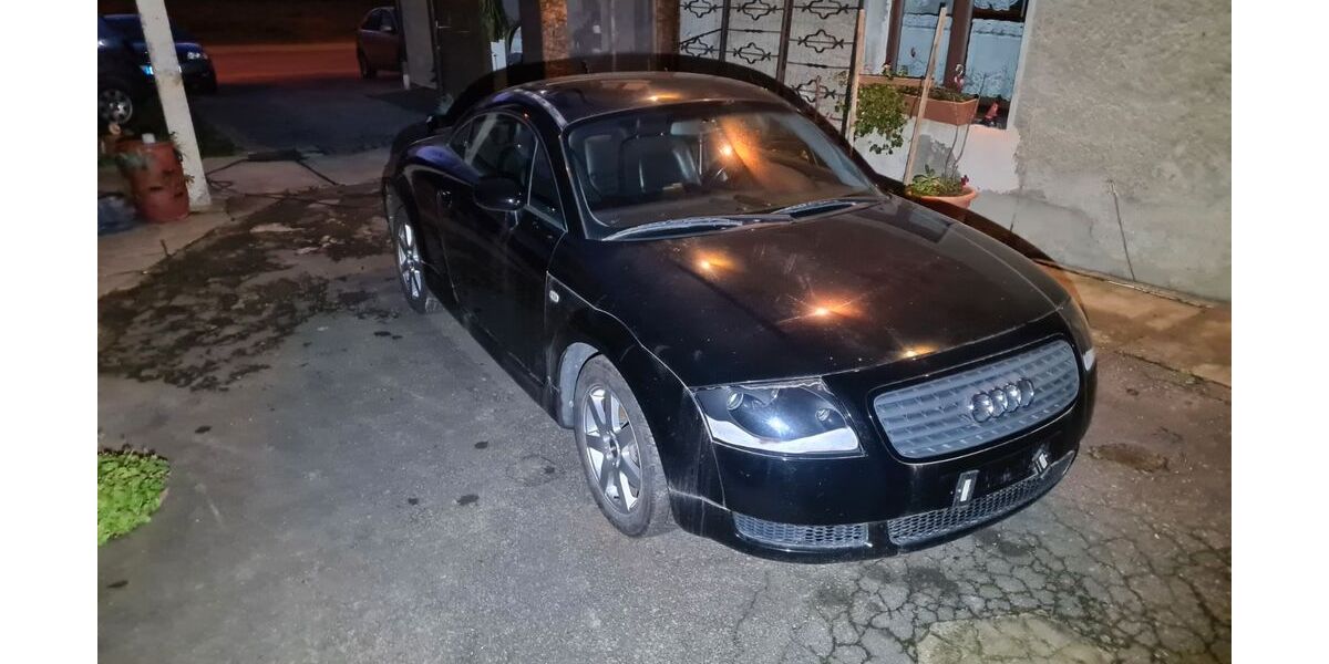 Audi TT 208.148 km 3.299 € Hartmannsdorf 09232