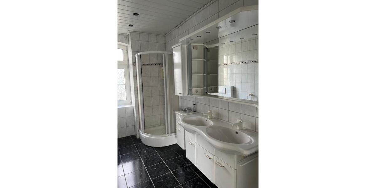 Einfamilienhaus Rotenburg an der Fulda - 6 Zimmer, 170 m&sup2;, 309.000&euro; | Angebot:25342337