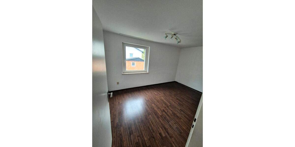 Etagenwohnung Marktredwitz - 3 Zimmer, 74 m&sup2;, 115.000&euro; | Angebot:26612953