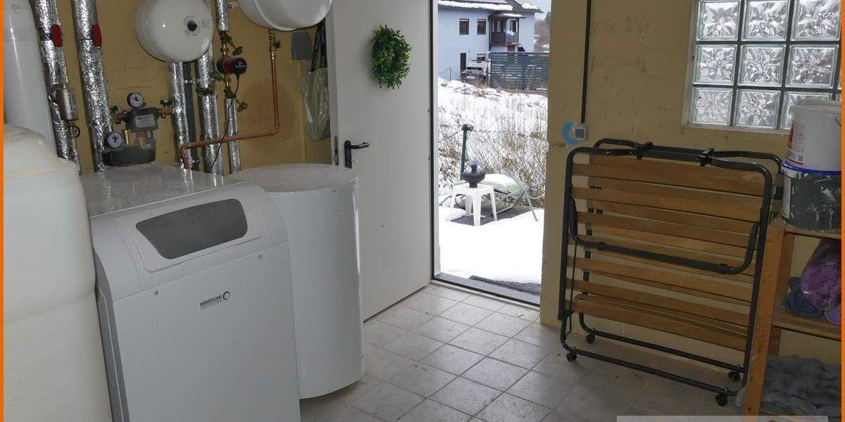 Einfamilienhaus Sinntal Mottgers - 8 Zimmer, 185 m&sup2;, 305.000&euro; | Angebot:25778424