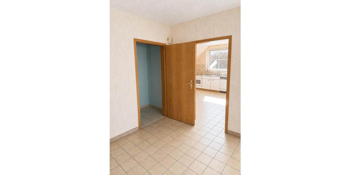Mehrfamilienhaus, Wohnhaus Itzstedt - 5 Zimmer, 175 m&sup2;, 349.000&euro; | Angebot:27113506