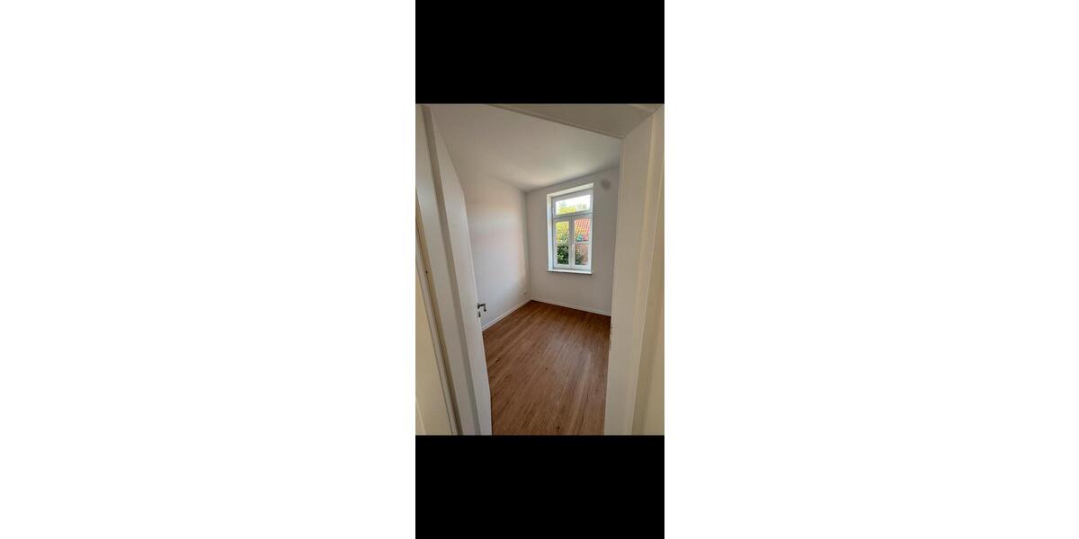 Erdgeschoßwohnung Boizenburg/Elbe Elbe - 4 Zimmer, 126 m&sup2;, 1.600&euro; | Angebot:25513151