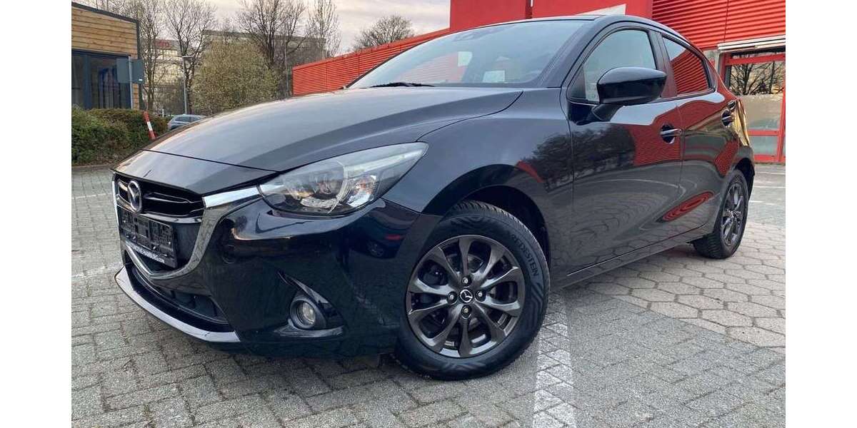 Mazda 2 84.000 km 13.480 &euro; Hamburg 22179