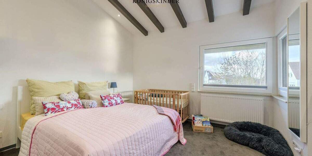 Reihenendhaus Renningen Malmsheim - 7 Zimmer, 133 m&sup2;, 699.000&euro; | Angebot:25669988