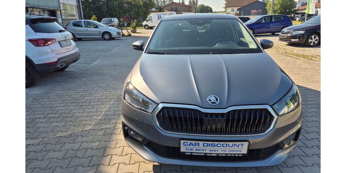 Skoda Fabia 67.500 km 14.590 &euro; Marktoberdorf 87616