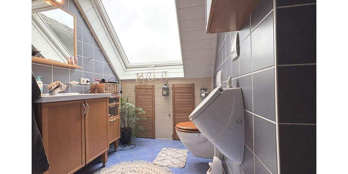 Mehrfamilienhaus, Wohnhaus Kirchhain Langenstein - 9 Zimmer, 193 m&sup2;, 319.900&euro; | Angebot:25775616