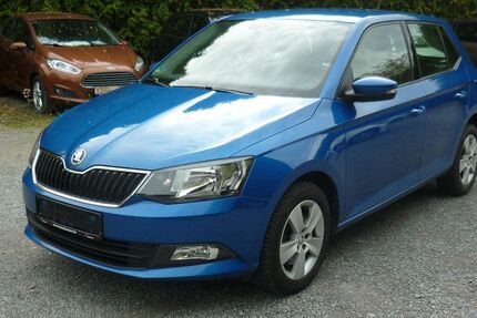 Skoda Fabia 83.000 km 9.990 € Estenfeld bei Würzburg 97230