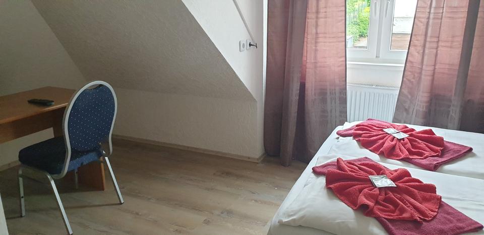 Dachgeschoßwohnung Berlin Reinickendorf - 2 Zimmer, 45 m&sup2;, 1.200&euro; | Angebot:25477896