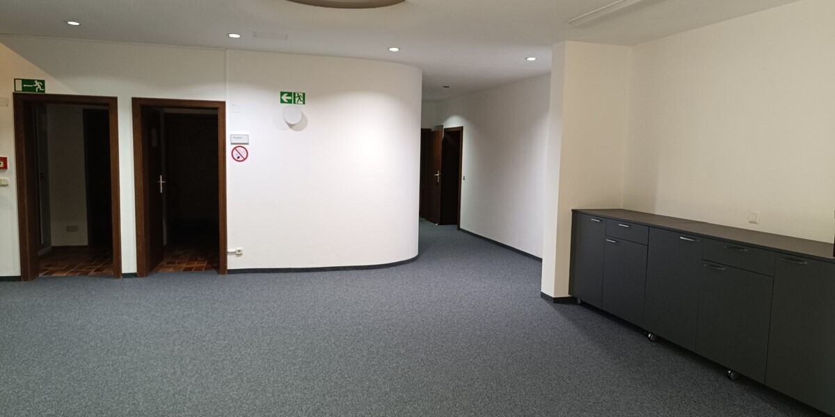 Zentrale Gewerbefläche in 83404 Ainring – flexibel nutzbar, hell und vielseitig auf ca. 180 m² - Gewerbeobjekt Ainring Ainring | Angebot:27329770