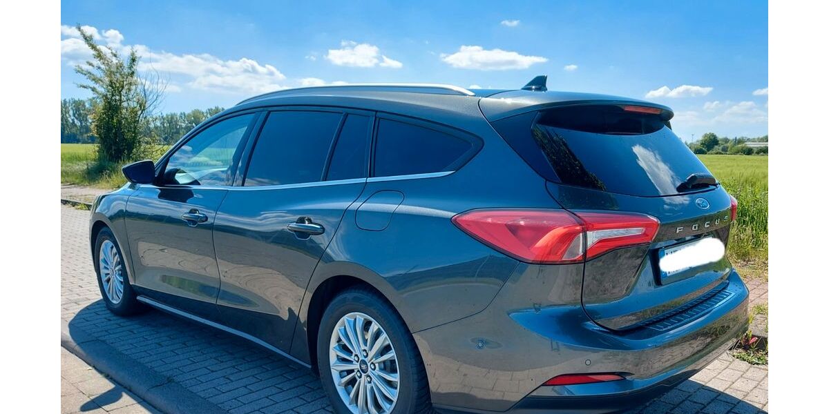 Ford Focus 120.800 km 12.500 &euro; Harztor 99768