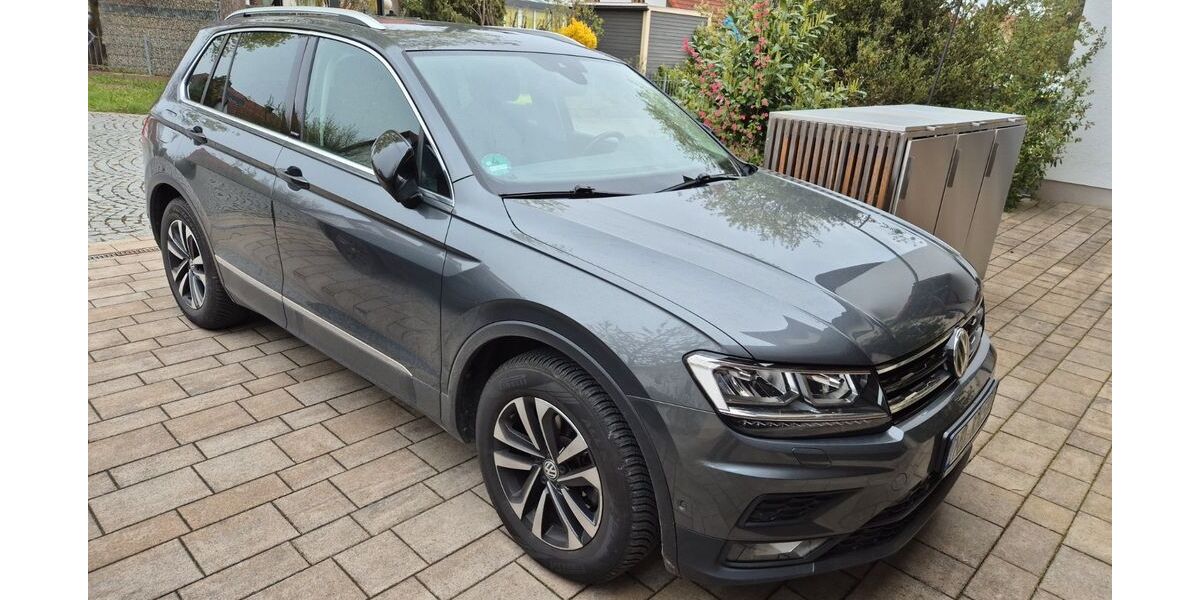 VW Tiguan 89.700 km 19.600 &euro; Neuburg an der Donau 86633