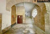 Haus zum Kaufen in Santiago de Compostela 4.900.000 € 1982 m²