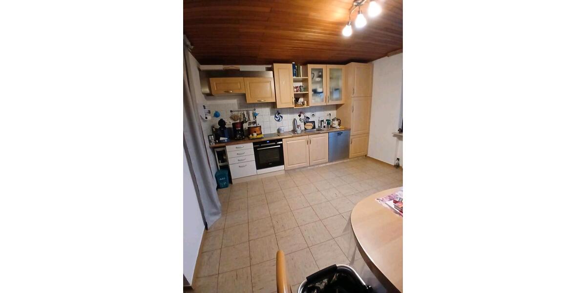 Etagenwohnung Uersfeld - 3 Zimmer, 80 m&sup2;, 500&euro; | Angebot:26549429