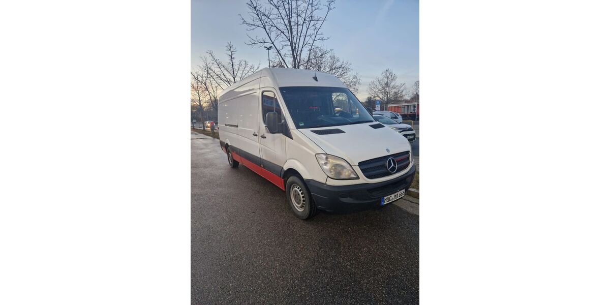 Mercedes-Benz Sprinter 450.000 km 4.900 &euro; München 81925