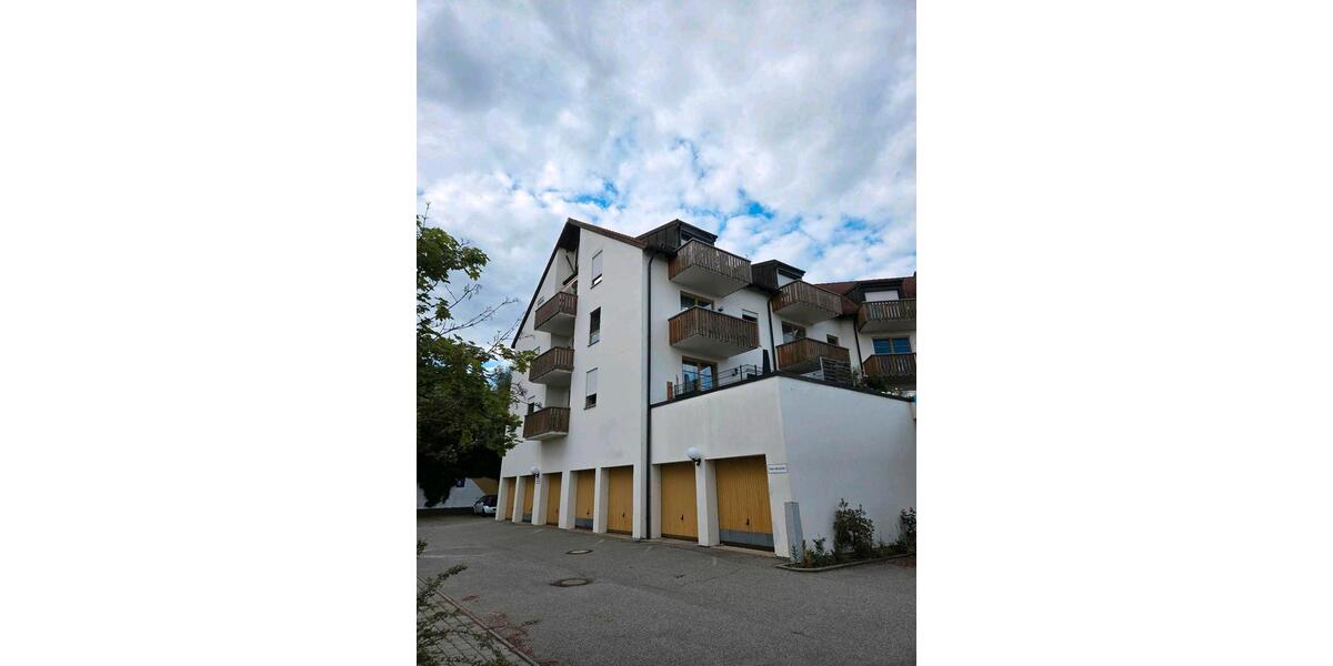 Dachgeschoßwohnung Schwandorf - 3 Zimmer, 94 m&sup2;, 250.000&euro; | Angebot:26806224