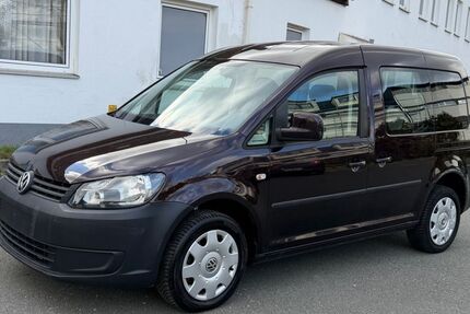 VW Caddy 208.055 km 6.900 &euro; Nürnberg 90441