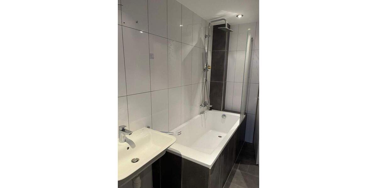 Etagenwohnung Biblis - 3 Zimmer, 75 m&sup2;, 800&euro; | Angebot:25430183