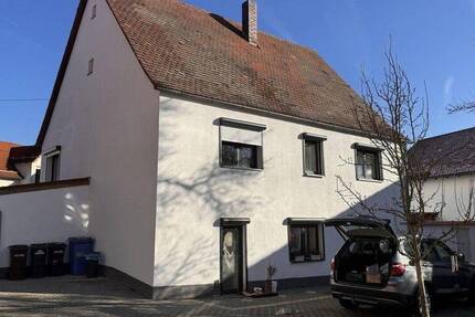 Haus Altdorf b. Nürnberg Wappeltshofen - 6 Zimmer, 139 m&sup2;, 369.000&euro; | Angebot:26879434