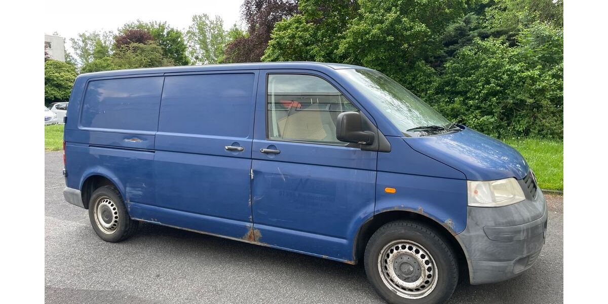 VW T5 Transporter 364.900 km 2.900 &euro; Frankfurt am Main 60311