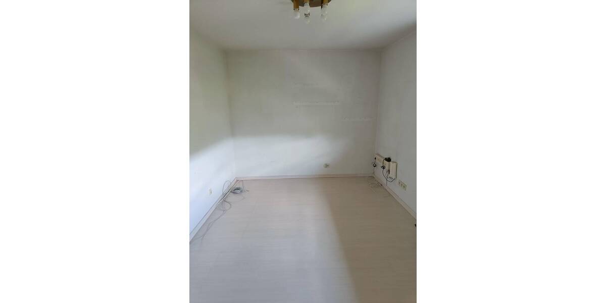 Etagenwohnung Korntal-Münchingen Korntal - 3 Zimmer, 92 m&sup2;, 350.000&euro; | Angebot:26253581