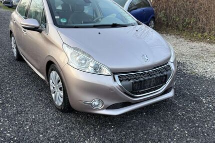 Peugeot 208 213.000 km 2.999 &euro; Mainz-Kastel 55252