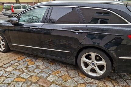 Ford Mondeo 124.000 km 15.100 &euro; Schwerin 19059