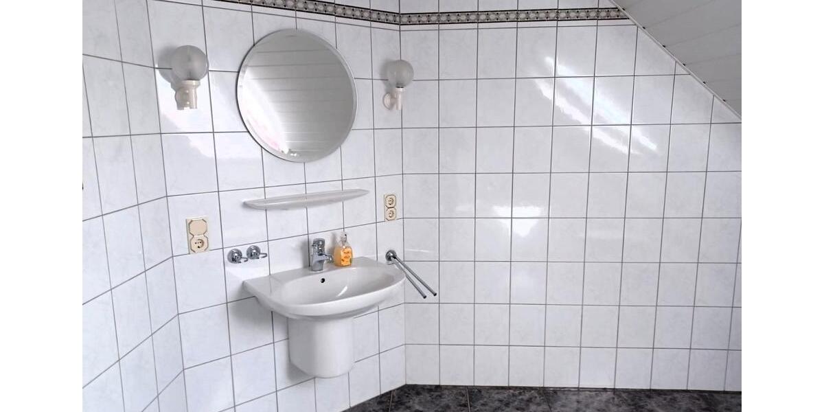 Mehrfamilienhaus, Wohnhaus Moormerland - 395.000&euro; | Angebot:27117215